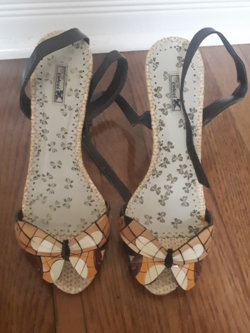 Women’s Slingback Sandals with Butterfly Accent - Brown and Tan